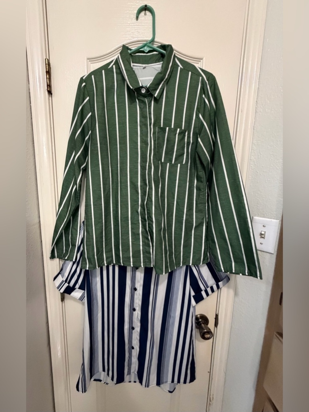 Women’s Large Button-Down Green, Blue White Long & Short Sleeve (2) Total Shirts